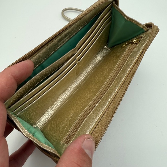 Coach Hampton Signature‎ C Logo Tote + Matching Wallet - Picture 15 of 16